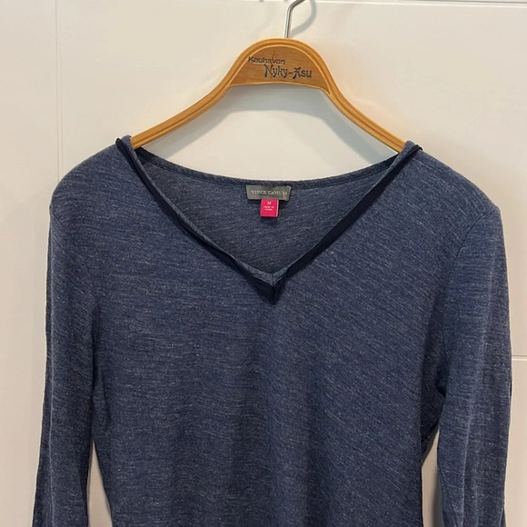 🇺🇸 Vince Camuto  top size medium - Picture 3 of 7